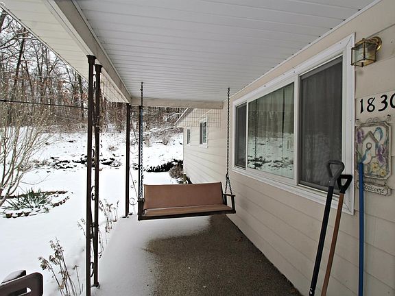 3rd image of 1830 Woodfield Blvd