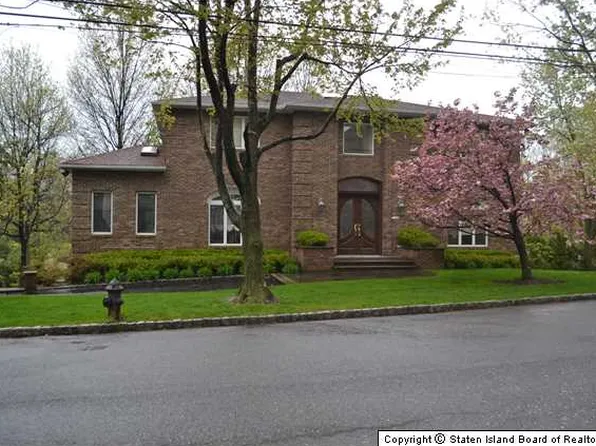 337 Deere Park Place image 1 of 19