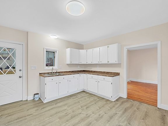 5th image of 48-50 Nashua St