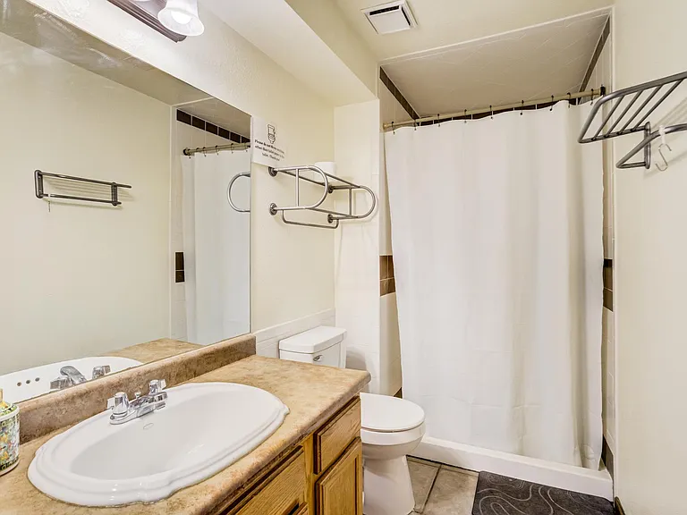 7425 Painted Rock Dr — Photo 57