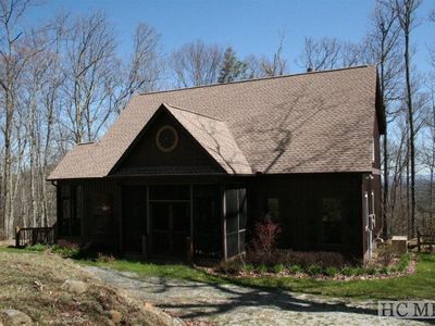 82 Catspaw Road, Glenville, NC, 28736