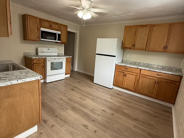 1184 Kossuth Ave APT 2, Utica, NY 13501