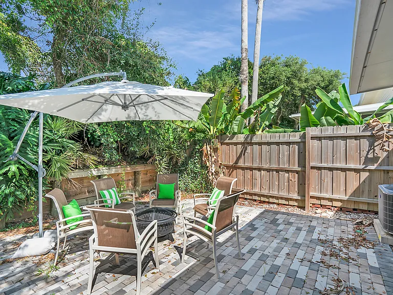 2803 Seagate Ln N — Photo 19