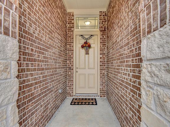 3rd image of 22318 Wenbury Dr