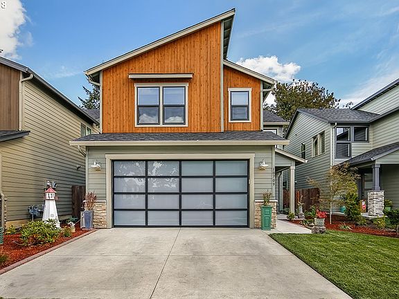 2nd image of 10709 NE 156th Ave