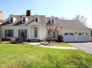 42 Blackburn Pl, Summit, NJ 07901