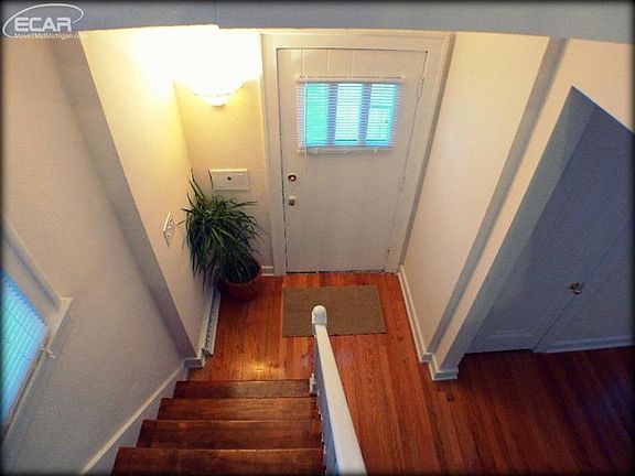 5th image of 1110 Kensington Ave