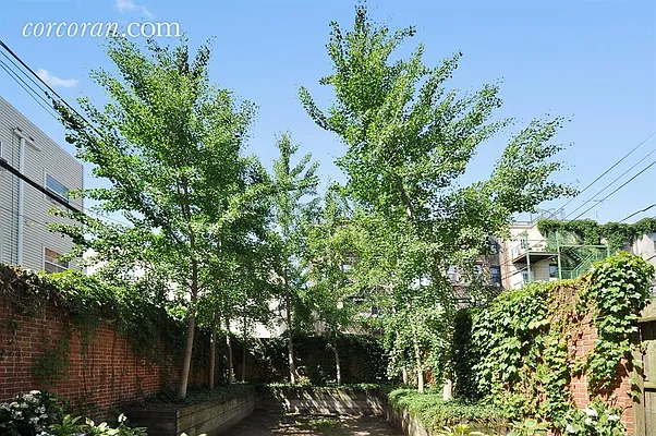 Sold by Corcoran | media 28