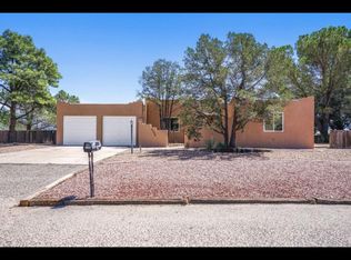 3206 Gay Cir SE, Rio Rancho, NM 87124