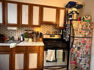 31-39 34th St #1A, Astoria, NY 11106