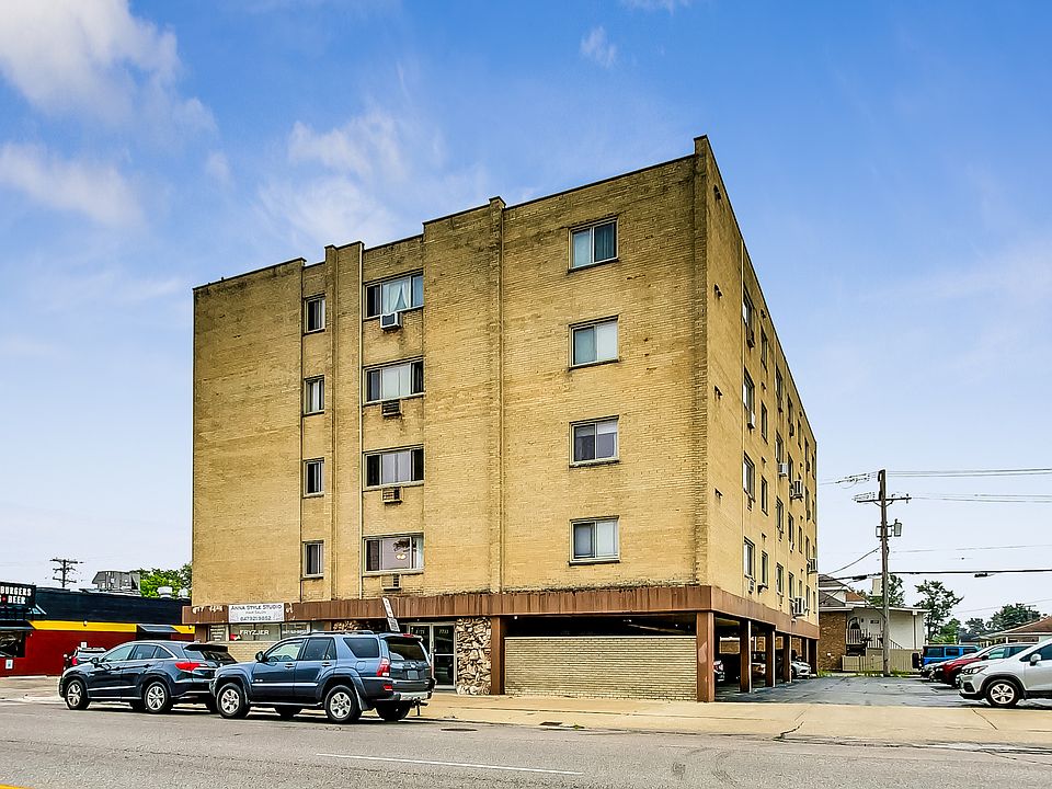 1st image of 7733 W Belmont Ave APT 201