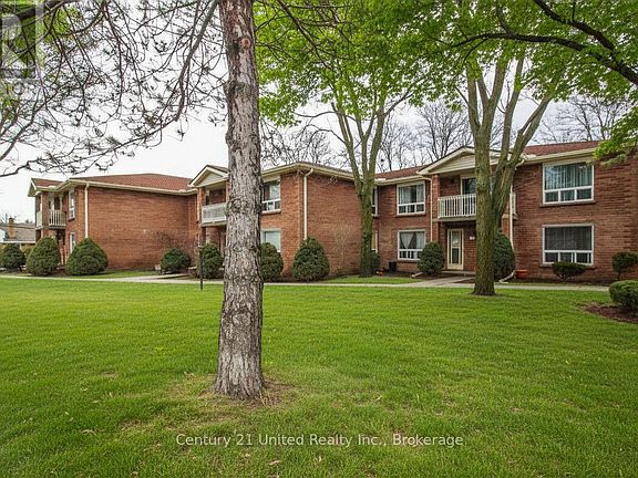 2nd image of 1110 Clonsilla Ave #1-204