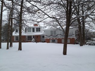 324 King Muir Rd, Lake Forest, IL 60045