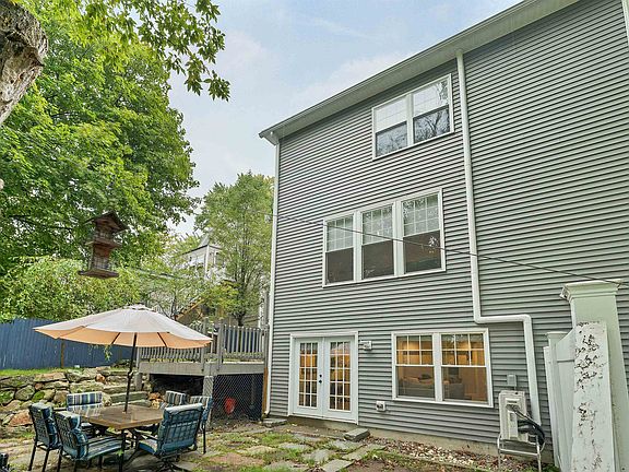 3rd image of 45 Varney Street
