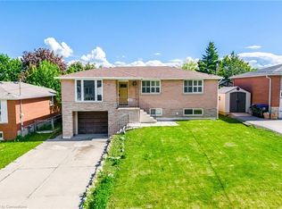 122 Luxury Ave, Bradford West Gwillimbury, ON L3Z1T4