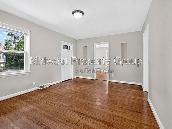 2nd image of 5344 Colton Dr