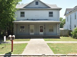 713 W Lincoln St, Coffeyville, KS 67337