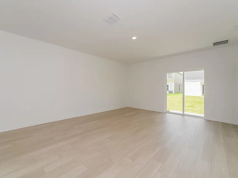 6417 Domizio Dr — Photo 5