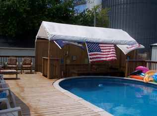 229 Clark St, Utica, IL 61373