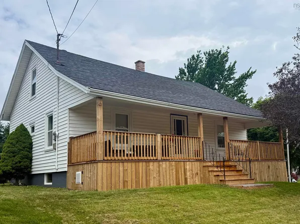 32 James St, Truro, NS B2N 3A1