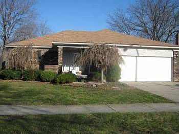 3rd image of 22358 Camille Dr