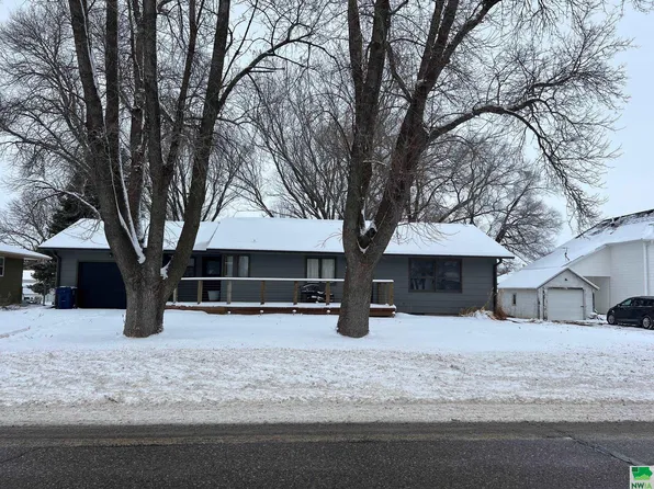 827 Garfield St, Granville, IA 51022