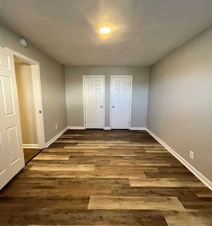 1st image of 2082 Fairmont Ct #15