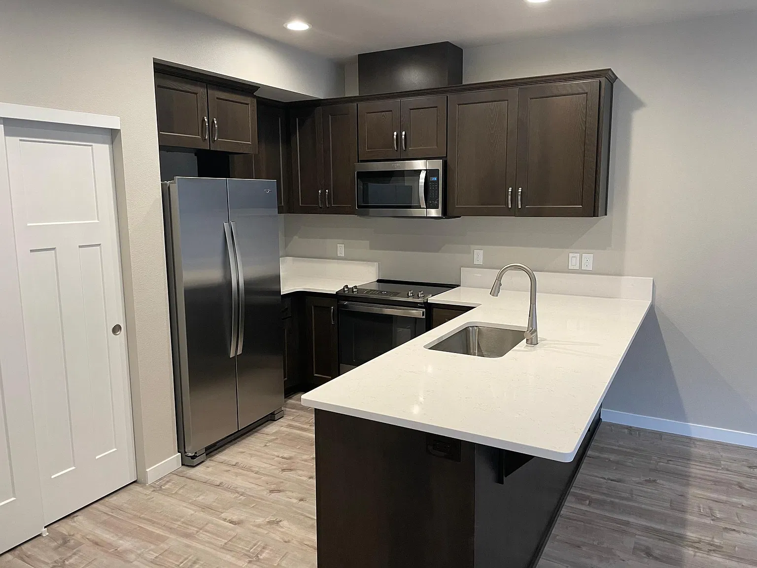3 bed, 2.5 bath, 1513 sqft, $2,015 — Photo 3
