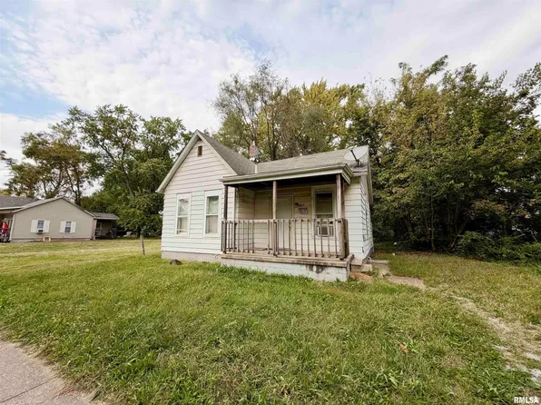 1929 South Grand Ave E, Springfield, IL 62703