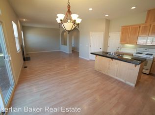 486 S Foothill Blvd, Cloverdale, CA 95425