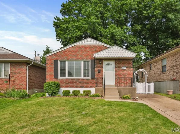 5011 Hi View Ave, Saint Louis, MO 63119