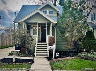 119 Hilldale Dr, Royal Oak, MI 48067