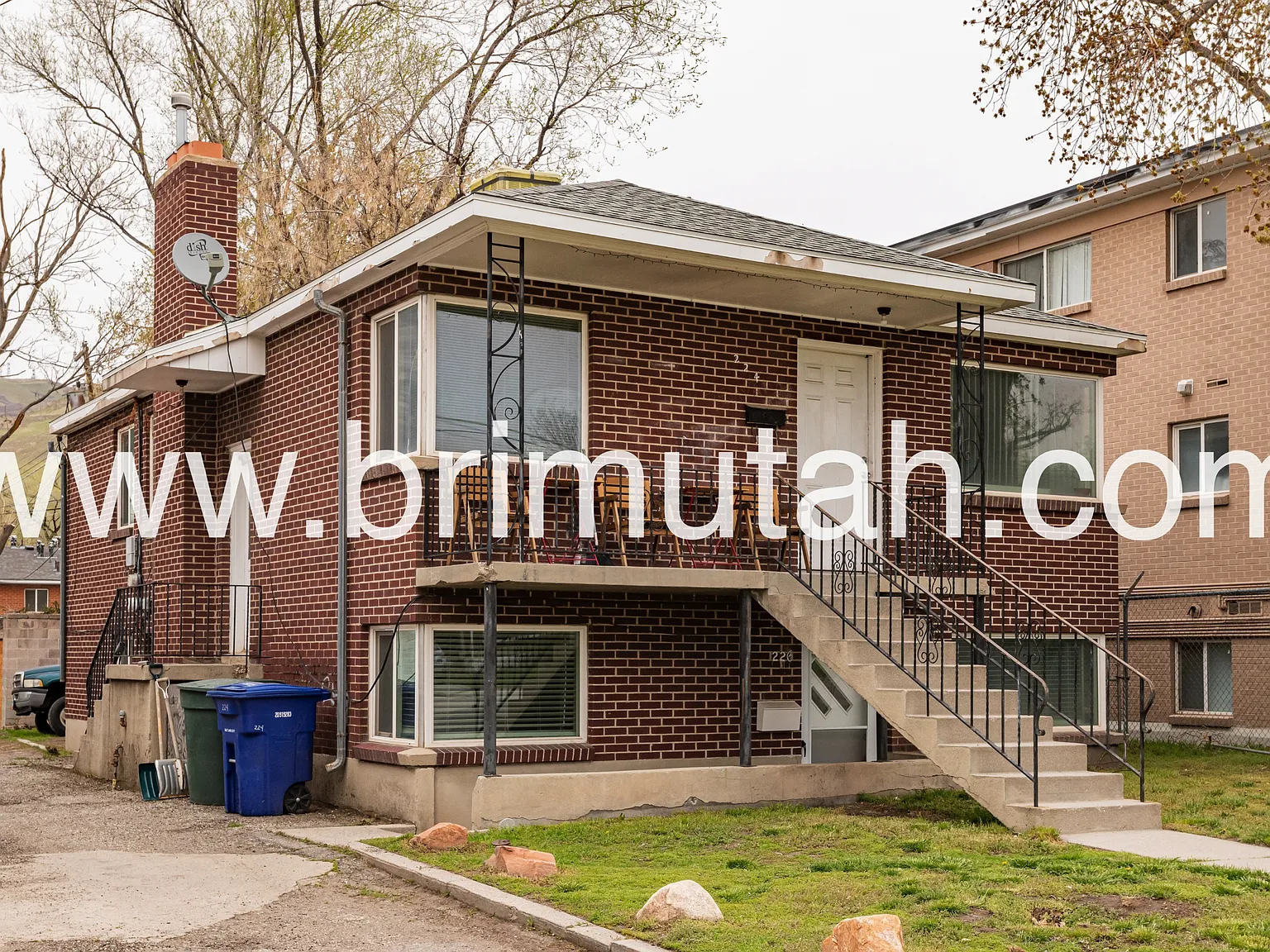 224-226 W. 400 N. - 224 — Photo 2