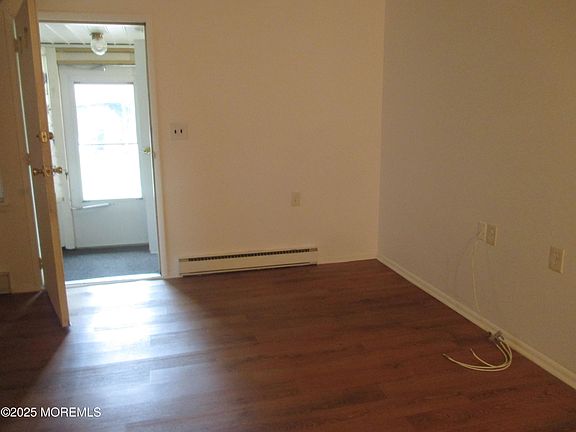 5th image of 161C Gramercy Ct