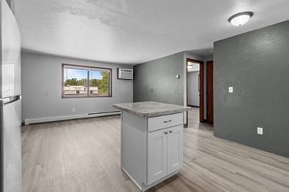 4th image of 1540 Moraine Ter #4