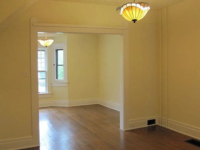 431 Spring St — Photo 4