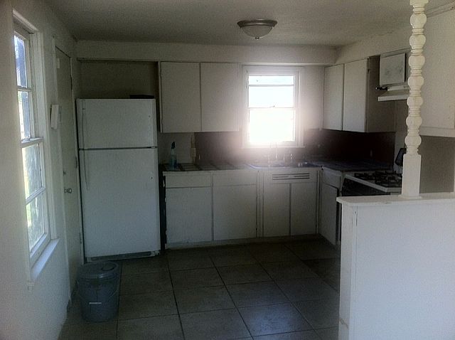 2nd image of 2601 SW 43rd St