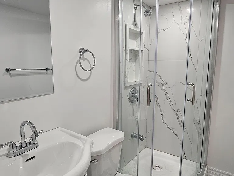 78 Dragoon Cres #BASEMENT — Photo 6