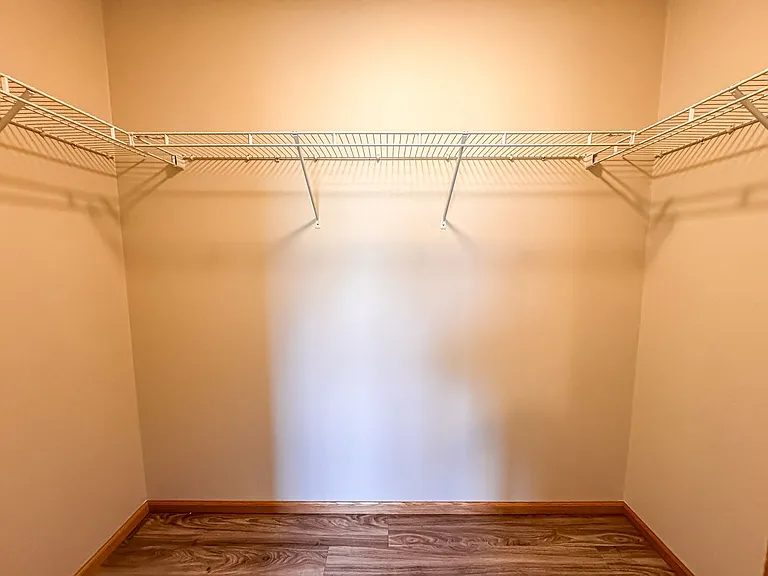1560B Gunston Dr — Photo 11