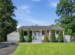 77 Deborah Ct, Plainfield City, NJ 07062