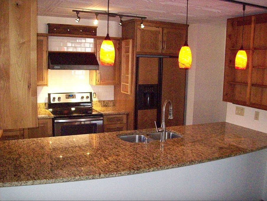 Granite & new appliances 