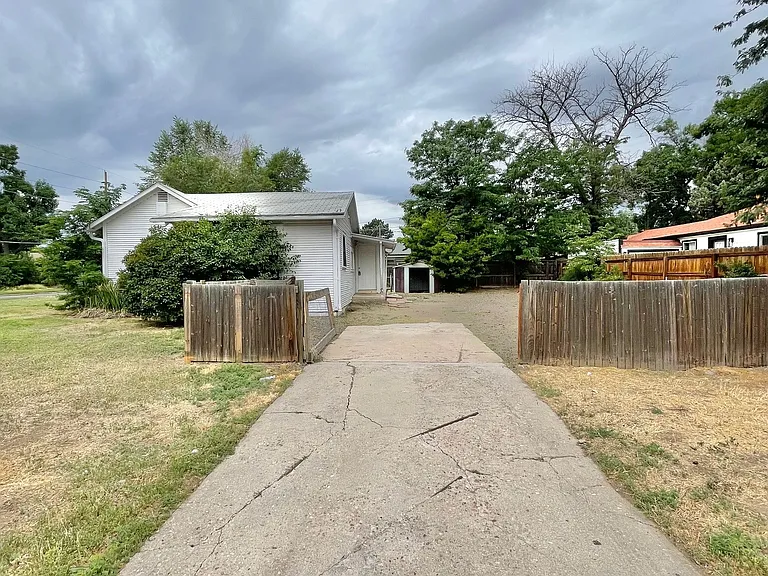 7939 E 17th Ave — Photo 15