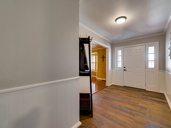 5th image of 3616 Imperial Ave