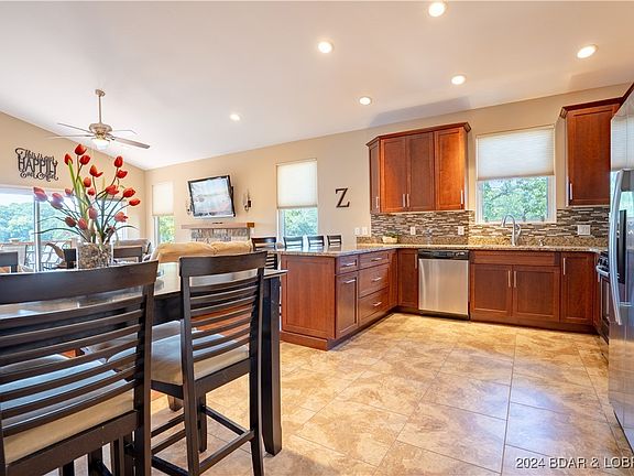 3rd image of 155 Raymond Dr