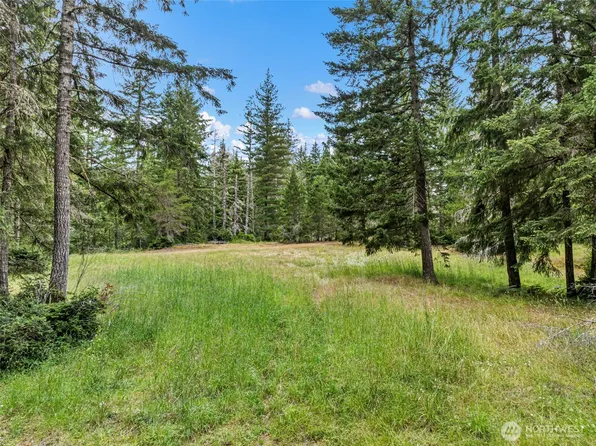 80 NE Smithy Forge Lane, Belfair, WA 98528