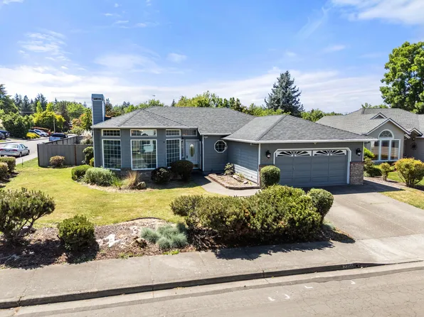 2754 Juanita Ave, Medford, OR 97504