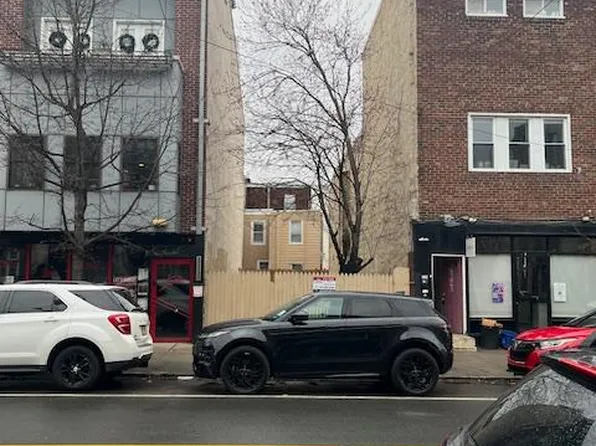 2038 Frankford Ave, Philadelphia, PA 19125