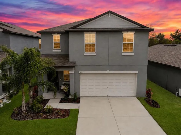 5552 Blue Azure Dr, Wimauma, FL 33598