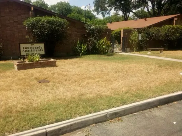 214 Rosewood Ave, Boerne, TX 78006