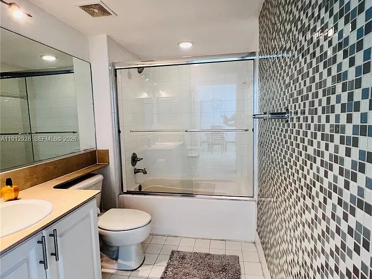 1155 Brickell Bay Dr #3405 — Photo 14